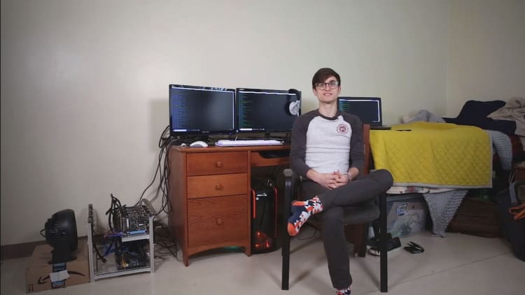 These college students are mining cryptocurrency in their dorm rooms