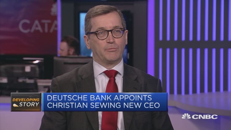 Plenty of opportunities in European banks if you're selective: AllianceBernstein
