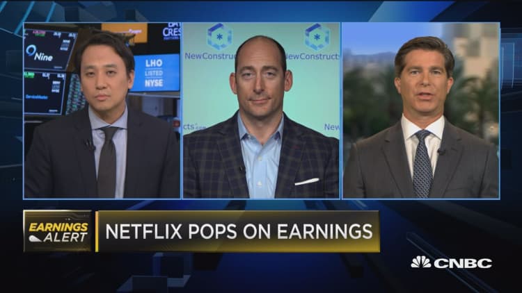 Cable bundling key for Netflix stock, says expert