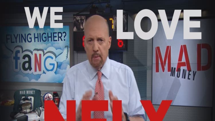 Cramer Remix: Why Netflix is the best-performing stock of 2018 in the S&P 500