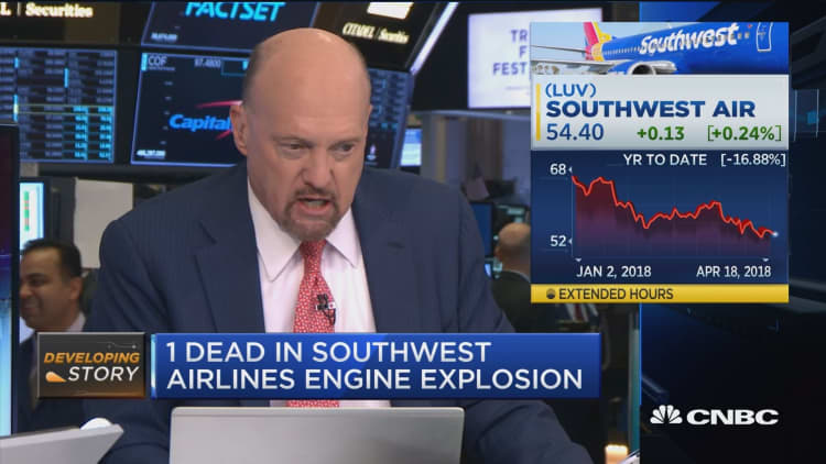 Cramer recalls his own two crash landings in airplanes after Southwest's tragic engine failure