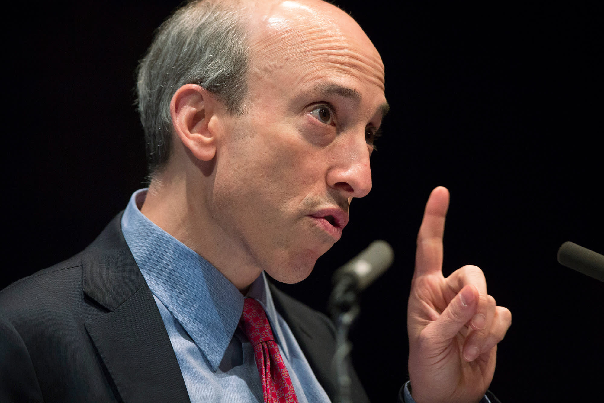 Following the collapse of LUNA and UST, SEC Chair Gensler warns that many crypto tokens will crash