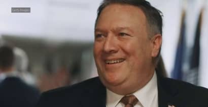 Secretary of state nominee Mike Pompeo wins support from key red state Democrats 