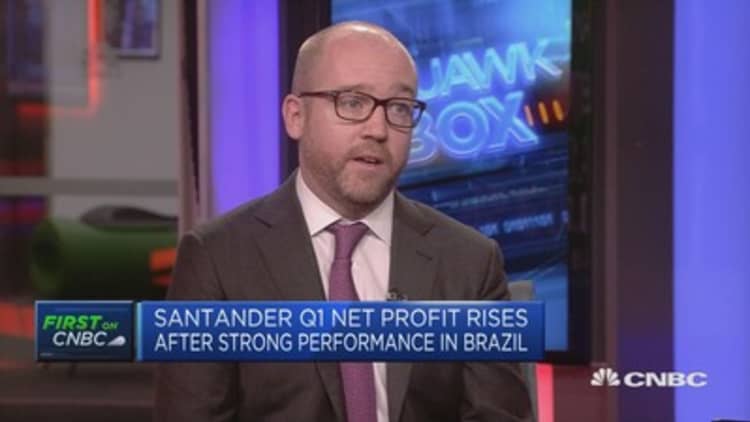 Santander has obstacles ahead to watch out for, analyst says