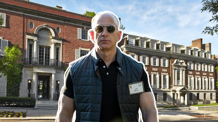 Check out the lavish digs Jeff Bezos may soon call home