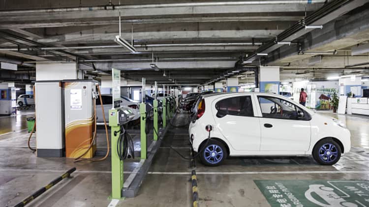China leads the world in electric vehicle sales