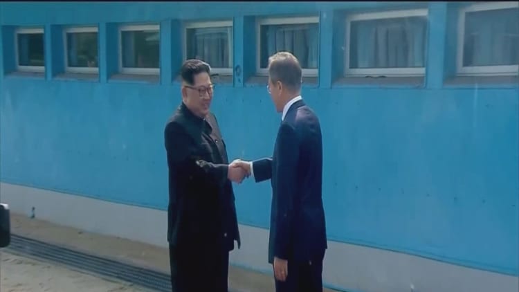 Koreas reach 'mind-boggling' agreement to end hostile activities
