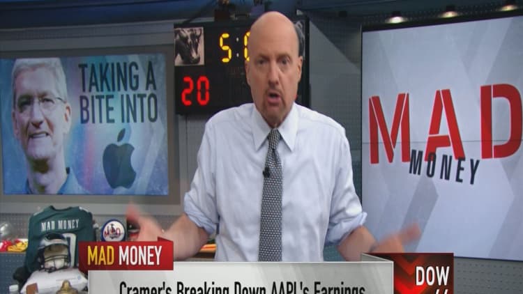 Cramer reflects on Apple earnings after speaking with CEO Tim Cook