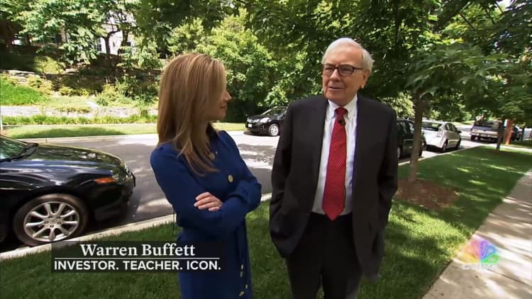 Warren Buffett says occasional bad judgment helped educate him as a youth.
