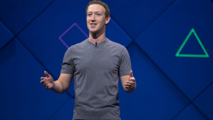 Facebook confirms data sharing deal with Chinese companies