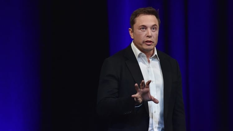 Musk doesn't want to play ball, Jim Cramer says