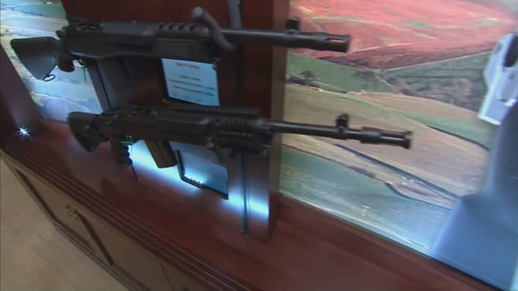 Gun vendors frustrated at slumping sales
