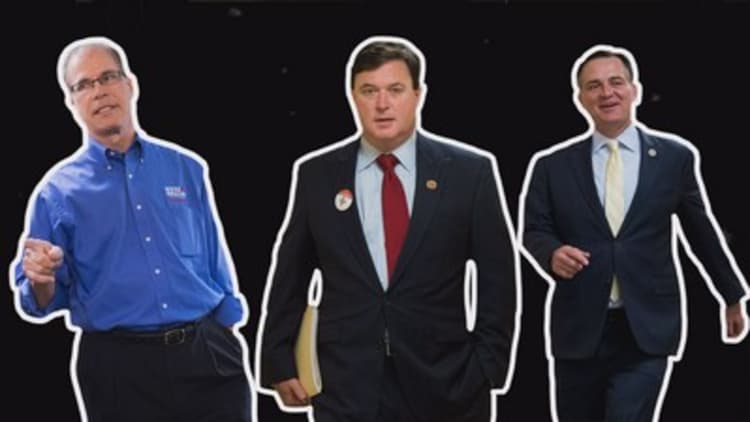 Watch these GOP candidates echo Trump to win over voters