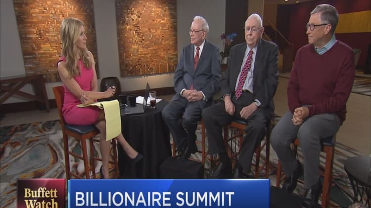 Warren Buffett, Charlie Munger and Bill Gates talk markets