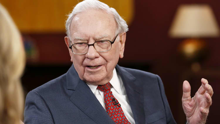 Berkshire's Warren Buffett had discussions with Uber