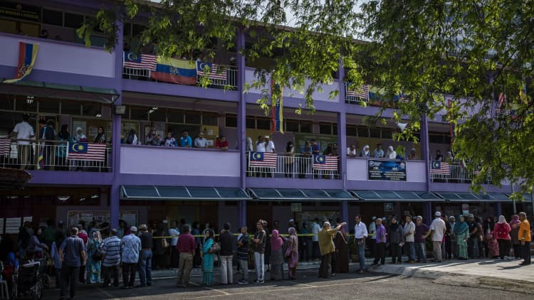 Low voter turnout 'favors' the Malaysian government: Control Risks