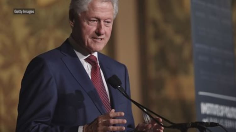 Bill Clinton calls new tax law 'a bullet aimed at New York and California'