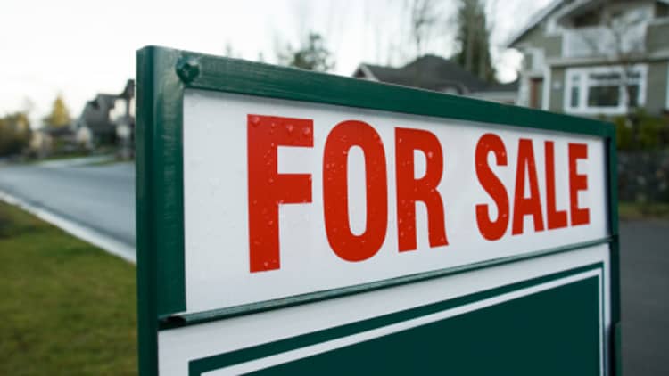 Find out the best day to list your house for sale