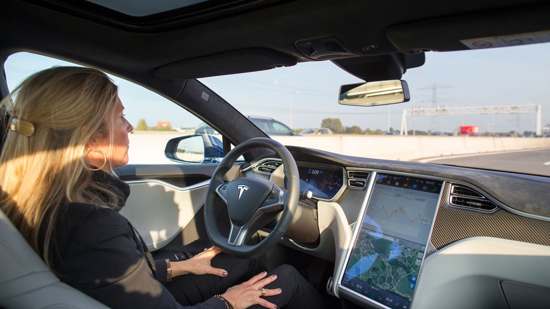 Tesla is buying computer vision start-up DeepScale in a quest to create truly driverless cars