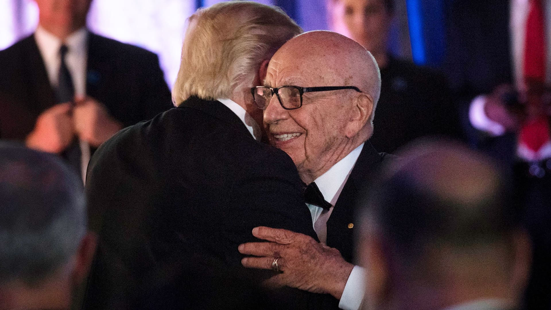 Rupert Murdoch explores reuniting Fox and News Corp. – CNBC