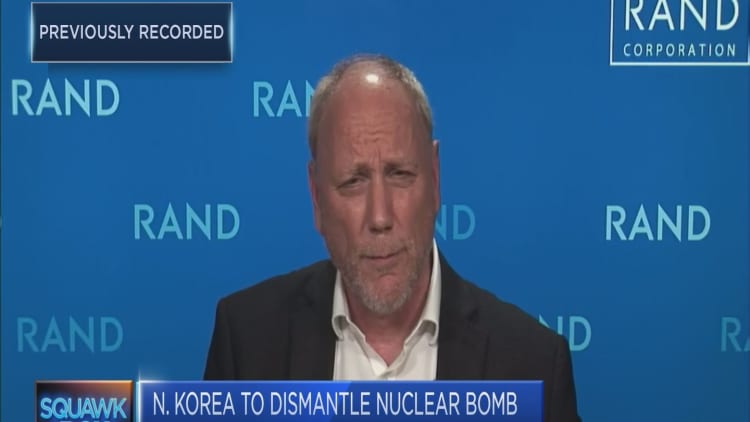 Discussing the challenges of denuclearizing North Korea