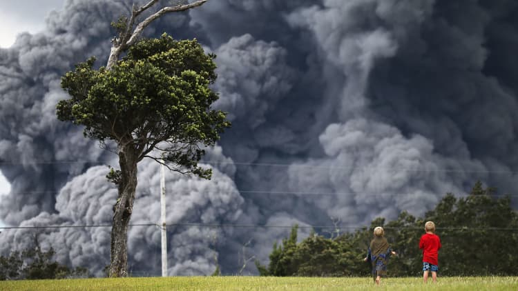Hawaiian volcano spreading more lava and toxic gases