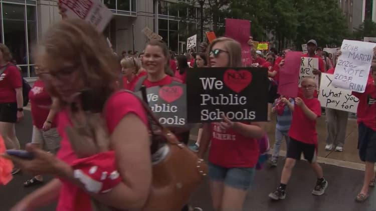 North Carolina teachers rally for reform