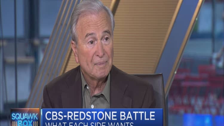 The battle between Moonves and Redstone is like having two scorpions in a bottle, says Ken Auletta