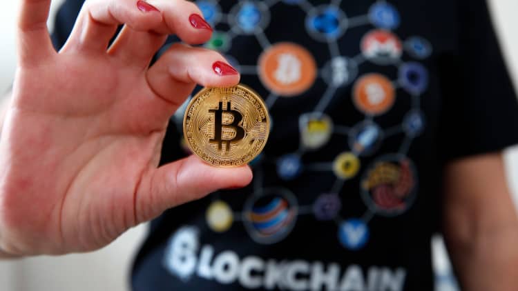 Forget alt-coins, just buy bitcoin, says Blockchain Capital's Spencer Bogart