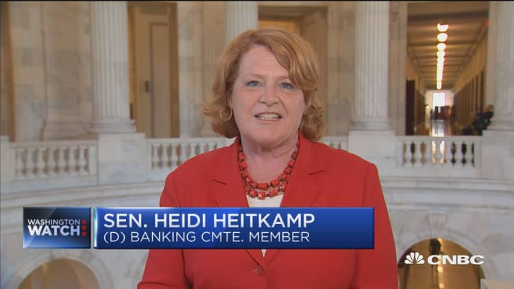 Sen. Heitkamp: Bank reform bill puts community banks back in the mortgage lending business