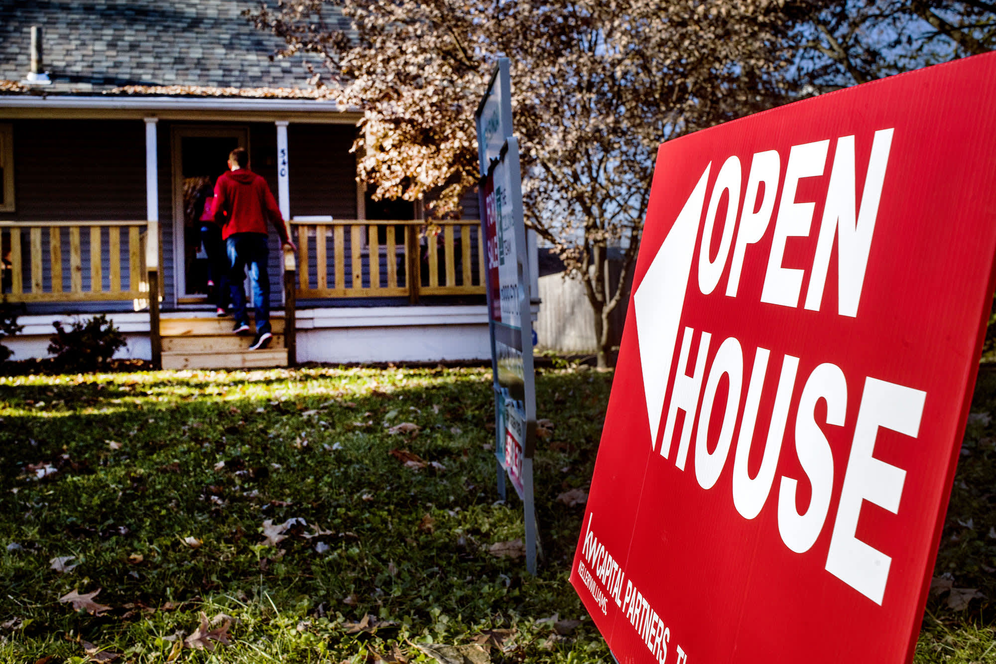 Homebuyers are rushing to get mortgages before rates move even higher