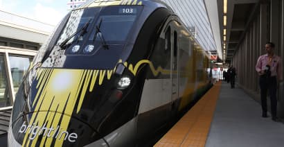 Wall Street exec backs train service for mini trips