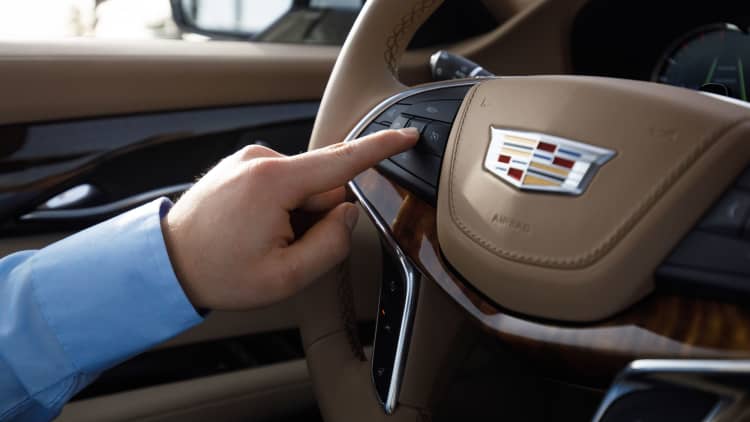 GM Super Cruise tops Tesla in Consumer Reports' automated driving tech tests