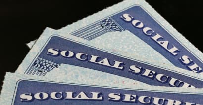 When should you claim Social Security? These sources can help you decide. 