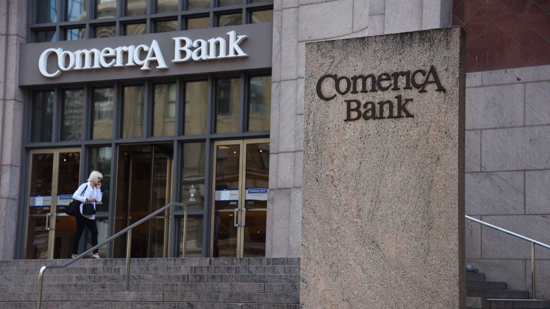 Zions, Comerica, First Horizon: Regional bank takeover risk