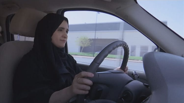 Women take the wheel in Saudi Arabia