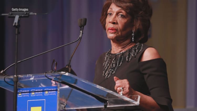 Pelosi criticizes Democratic Rep. Maxine Waters for urging supporters to confront Trump officials
