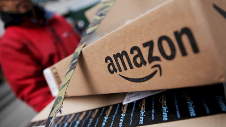 Amazon blocks third-party sellers from using FedEx ground for Prime orders