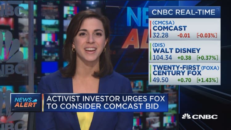 Activist investor urges Fox to consider Comcast bid