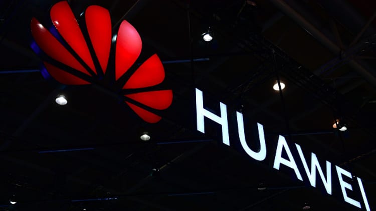Huawei fires back at proposed FCC rule