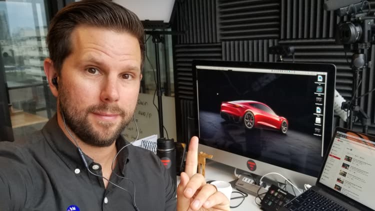 This YouTube star referred over $12 million in sales to Tesla—and won two free cars
