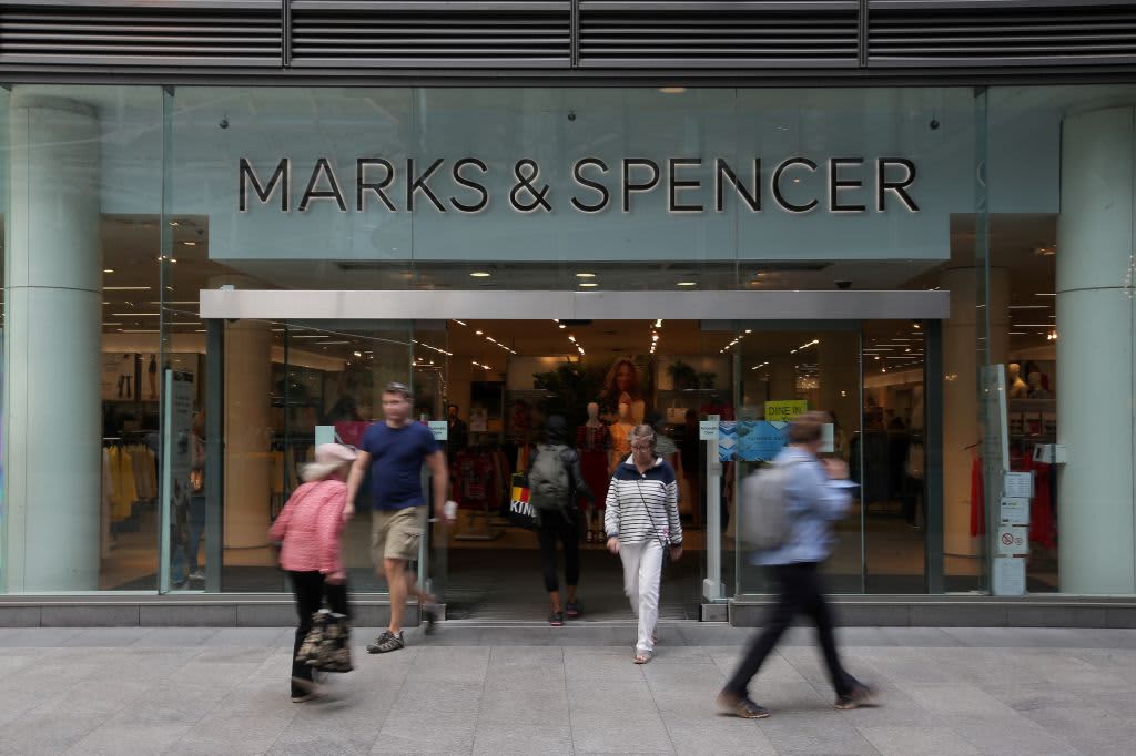 Marks and Spencer inks deal to offer customers green energy