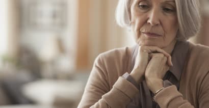 Why divorced and widowed women more likely to retire earlier than planned