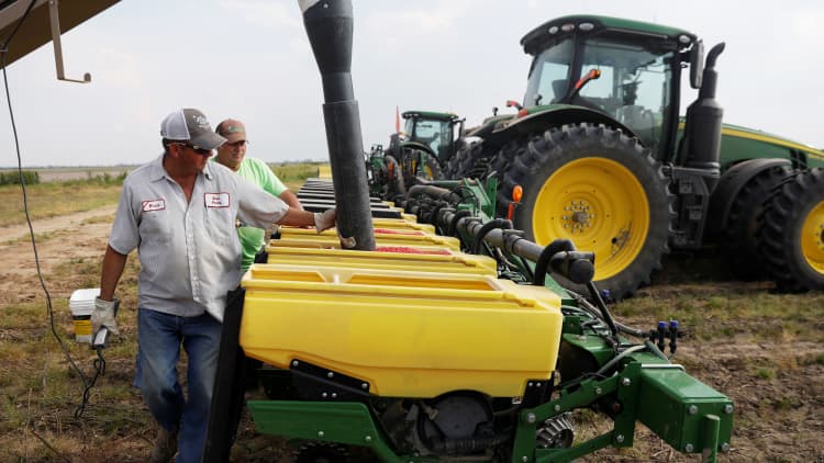 White House readies $12 billion in farmer aid