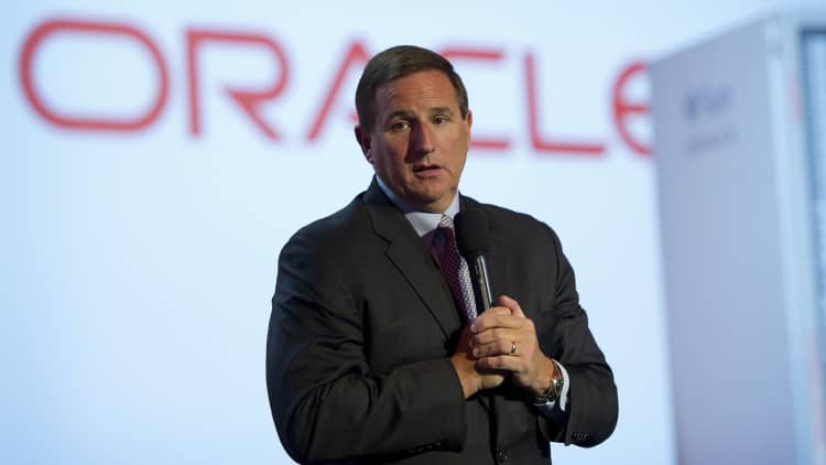 Yale's Sonnenfeld: Nobody should panic at Mark Hurd's leave of absence at Oracle