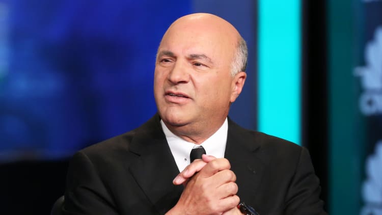 Kevin O'Leary express caution over Amazon's cloud competition