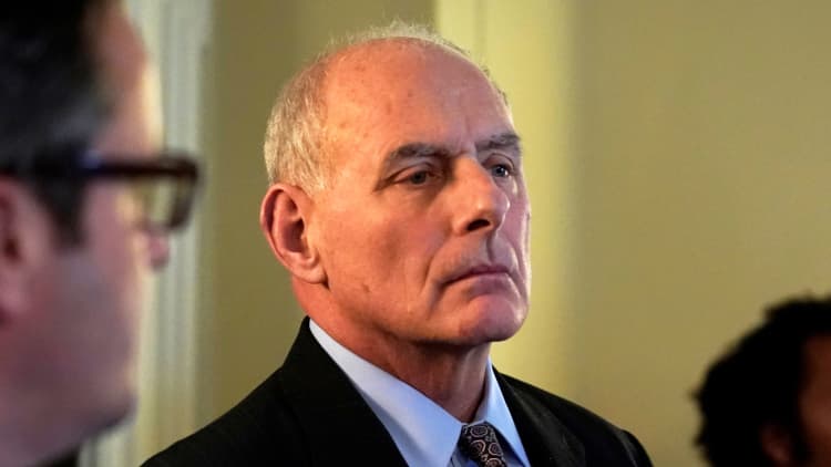 White House chief of staff John Kelly tells staff he plans to stay on until 2020