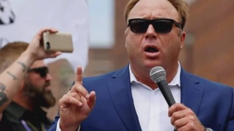 Facebook, YouTube and Apple remove Alex Jones content due to hate speech