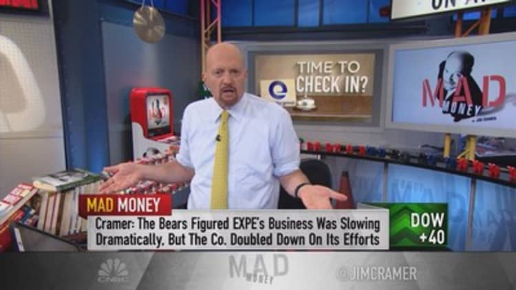 Cramer reviews Expedia's breakout quarter