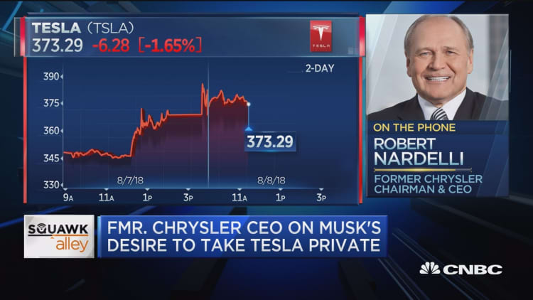 Former Chrysler CEO on Elon Musk's desire to take Tesla private
